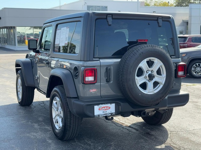 Jeep Wrangler Vehicle Image 07