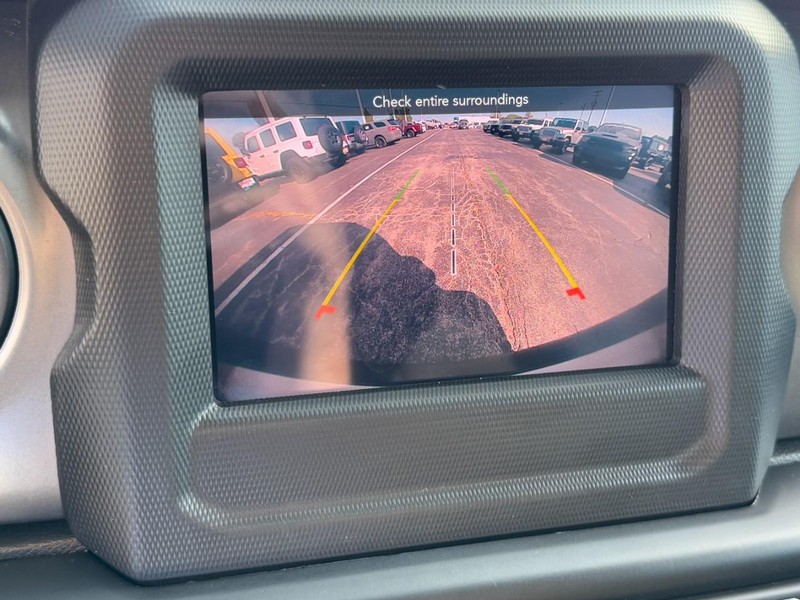 Jeep Wrangler Vehicle Image 33