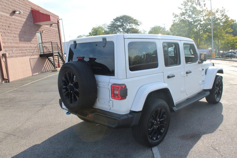 Jeep Wrangler 4xe Vehicle Image 15