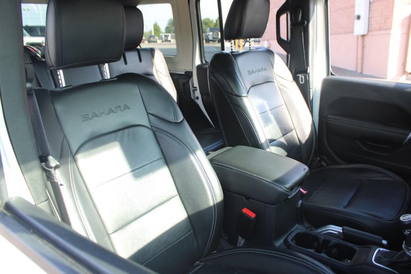Jeep Wrangler 4xe Vehicle Image 18