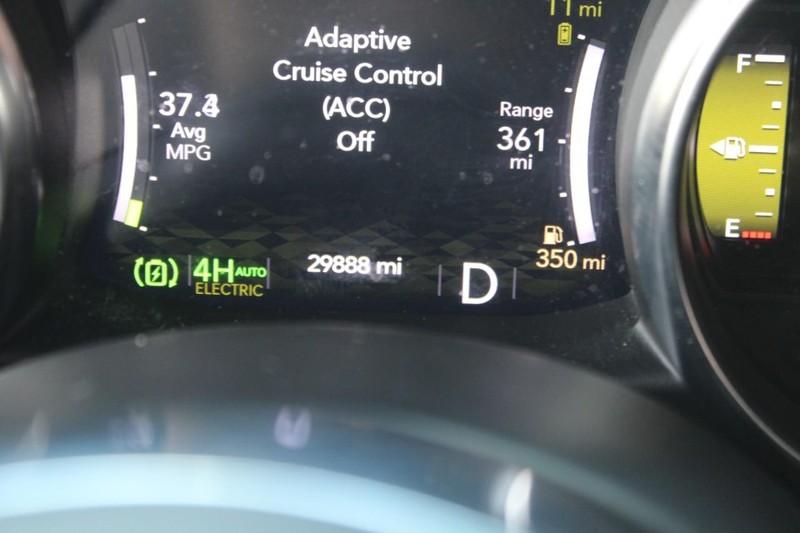 Jeep Wrangler 4xe Vehicle Image 23