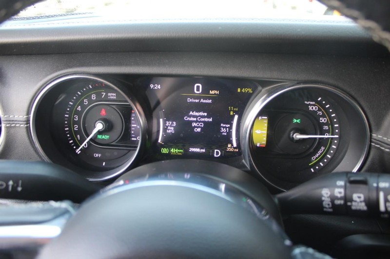 Jeep Wrangler 4xe Vehicle Image 24