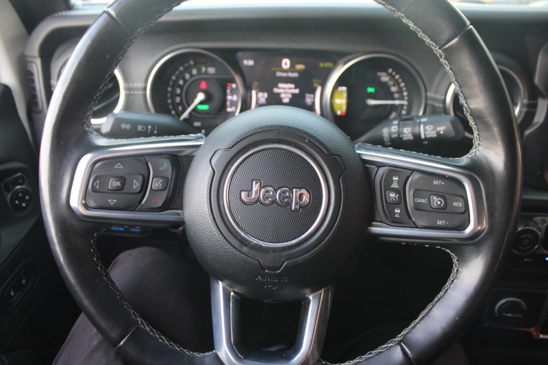 Jeep Wrangler 4xe Vehicle Image 25
