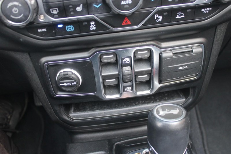 Jeep Wrangler 4xe Vehicle Image 35