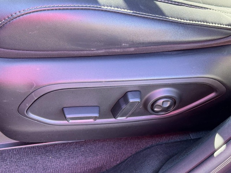 Jeep Grand Cherokee L Vehicle Image 40