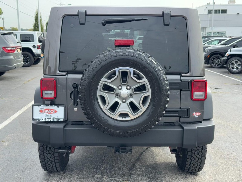 Jeep Wrangler Unlimited Vehicle Image 17