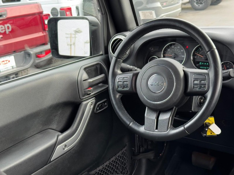 Jeep Wrangler Unlimited Vehicle Image 20