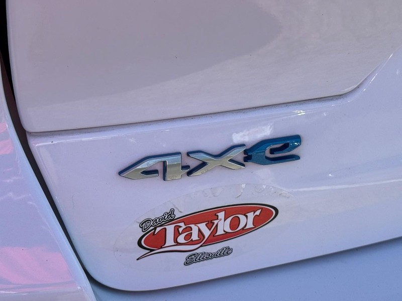 Jeep Grand Cherokee 4xe Vehicle Image 14