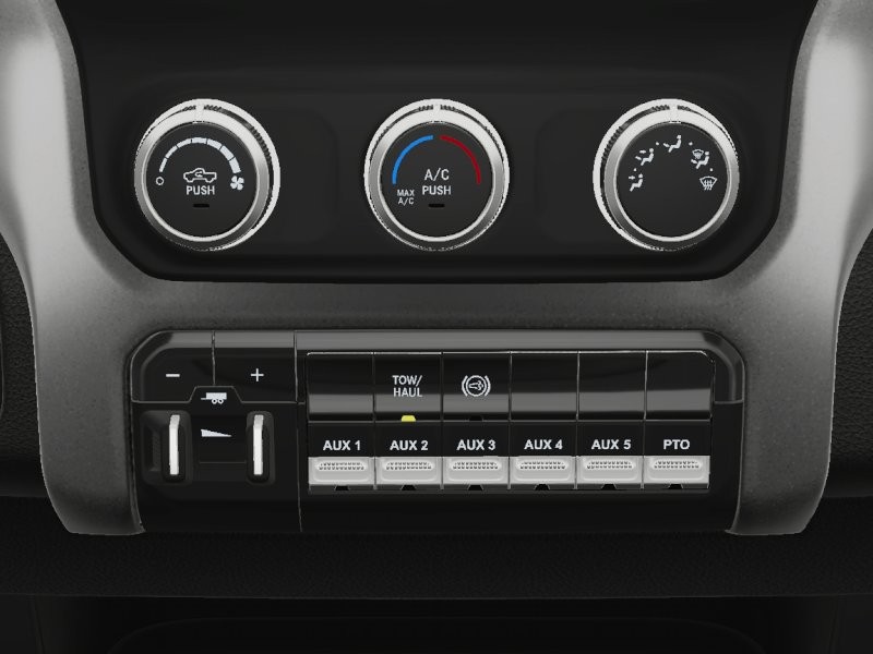 Ram 5500 Chassis Cab Vehicle Image 26