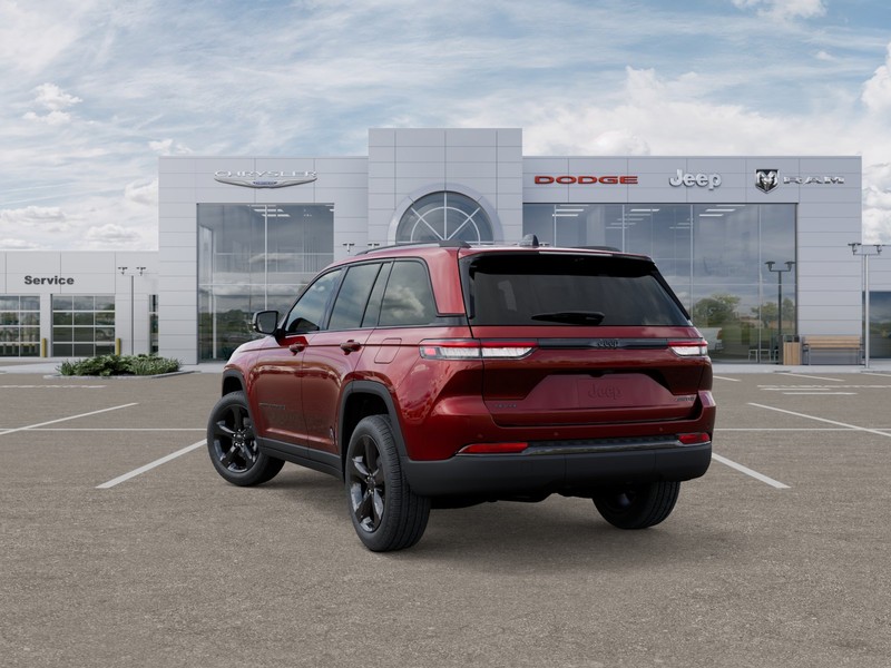 Jeep Grand Cherokee Vehicle Image 03