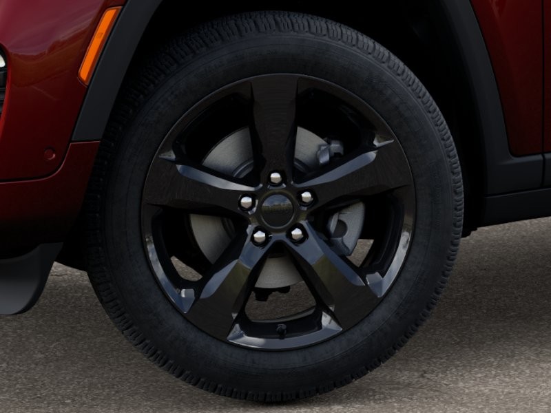 Jeep Grand Cherokee Vehicle Image 11