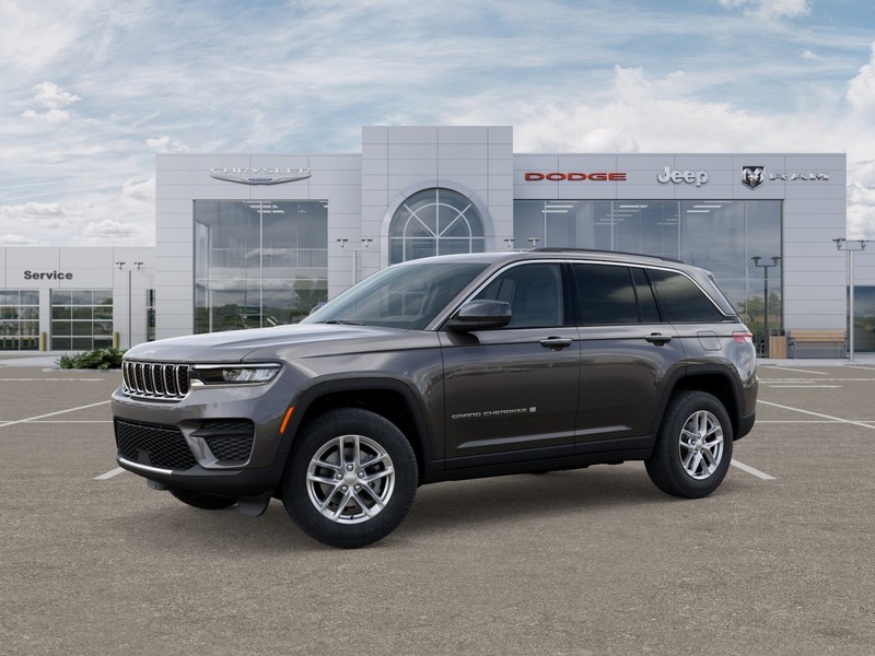 Jeep Grand Cherokee Vehicle Image 02