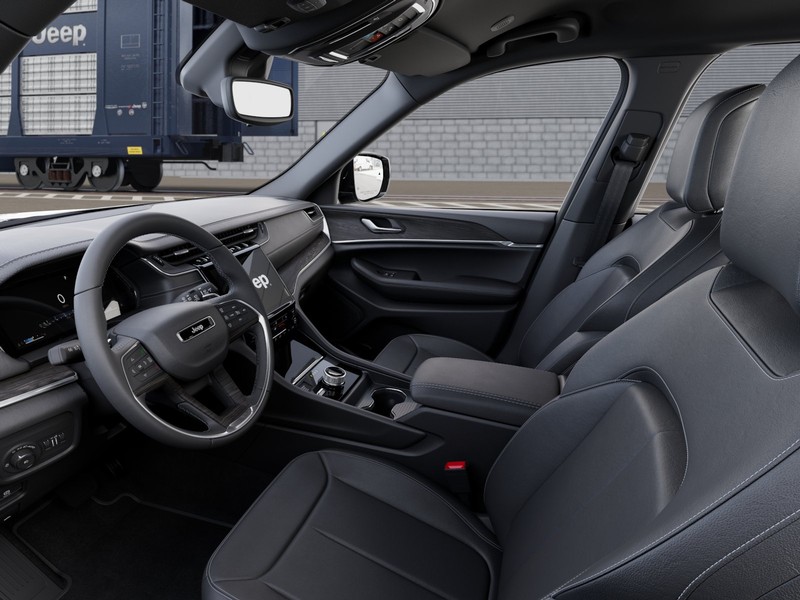 Jeep Grand Cherokee L Vehicle Image 25