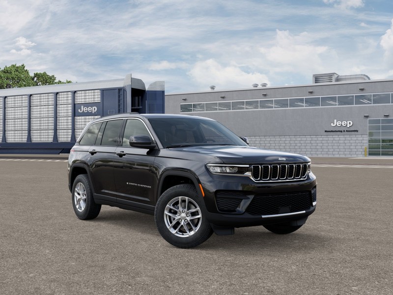 Jeep Grand Cherokee Vehicle Image 07