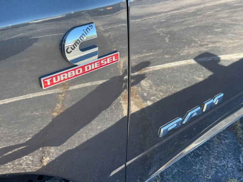 Ram 3500 Vehicle Image 14