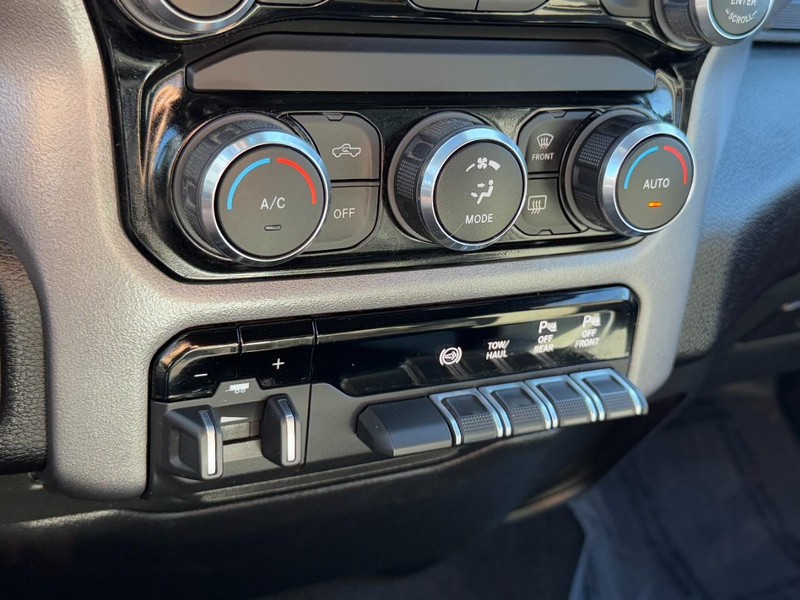 Ram 3500 Vehicle Image 31