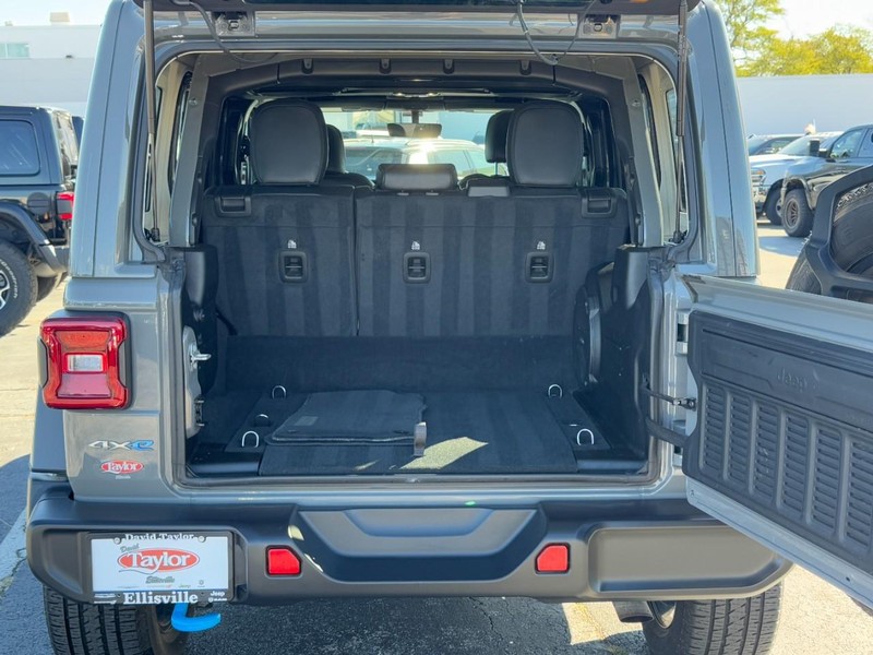 Jeep Wrangler 4xe Vehicle Image 18