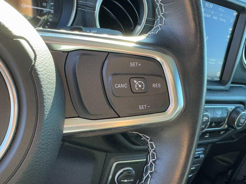 Jeep Wrangler 4xe Vehicle Image 28