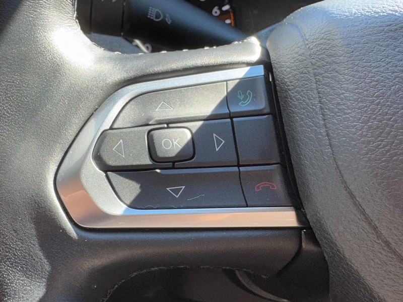 Jeep Compass Vehicle Image 26