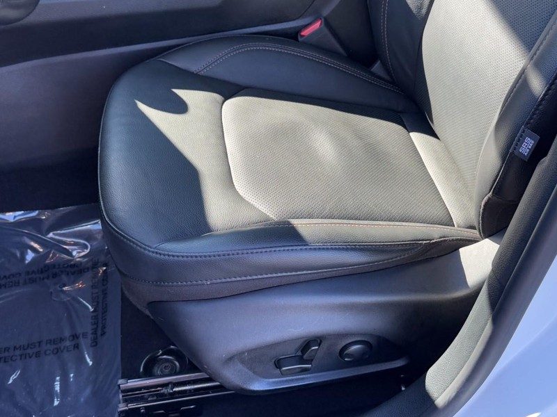 Jeep Compass Vehicle Image 34