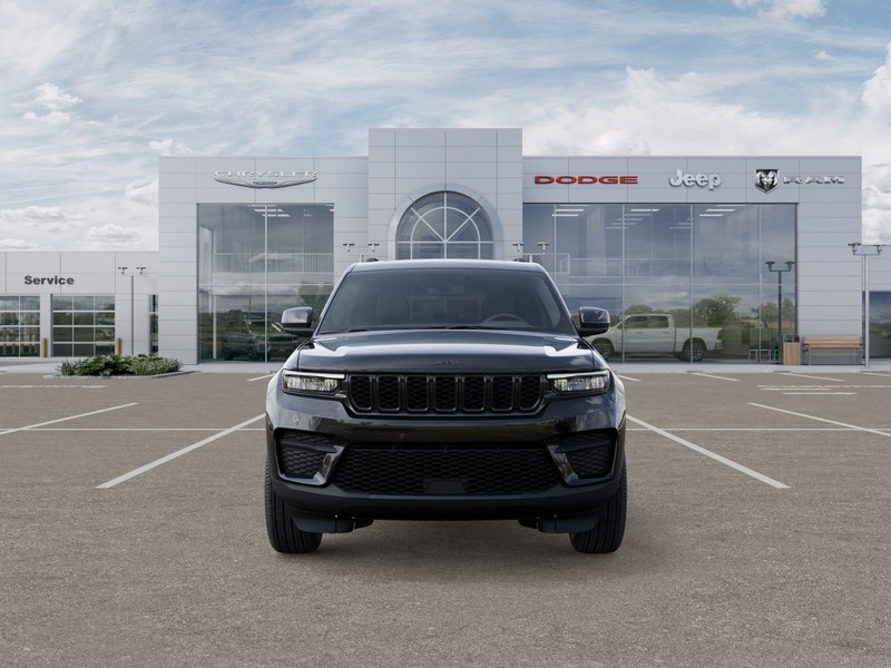 Jeep Grand Cherokee Vehicle Image 08