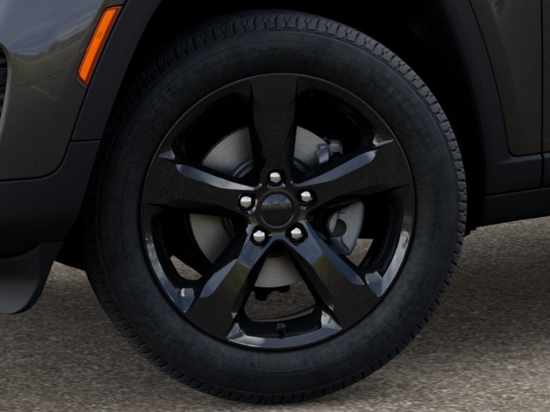 Jeep Grand Cherokee Vehicle Image 11