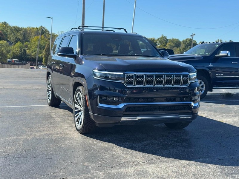 Jeep Grand Wagoneer Vehicle Image 03