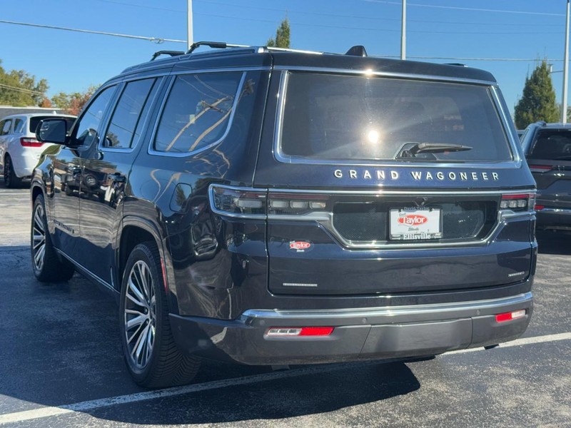 Jeep Grand Wagoneer Vehicle Image 08