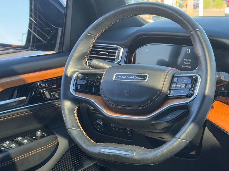 Jeep Grand Wagoneer Vehicle Image 29