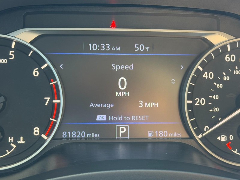 Nissan Altima Vehicle Image 25