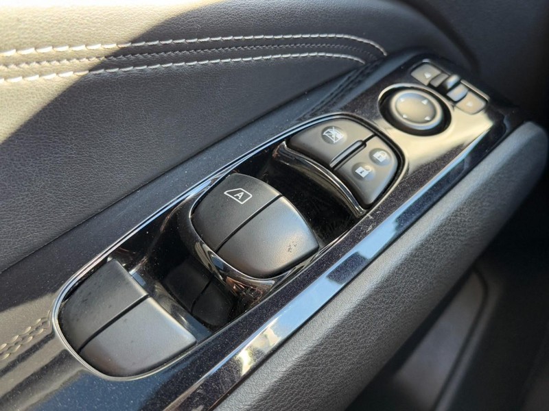 Nissan Altima Vehicle Image 29