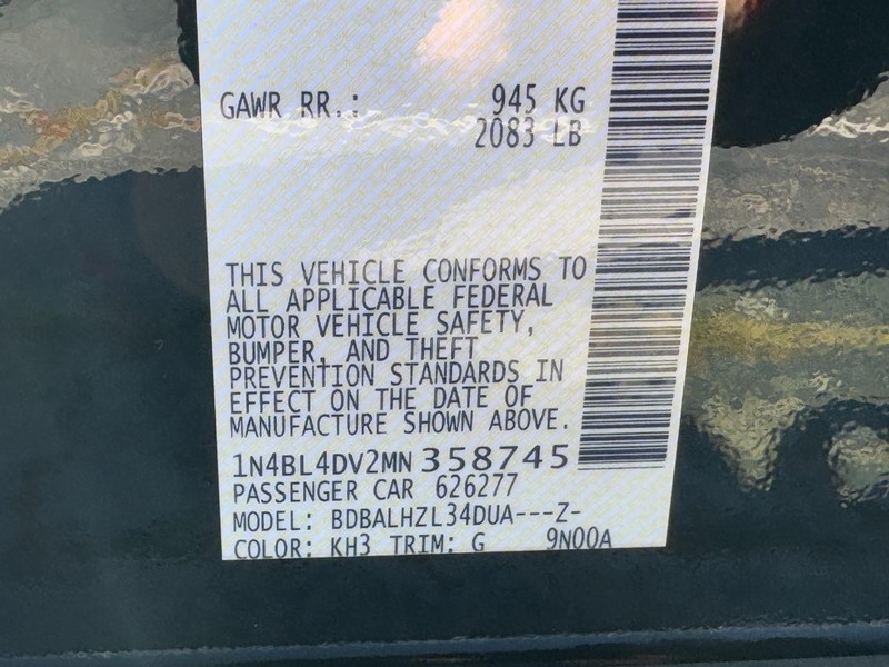 Nissan Altima Vehicle Image 32