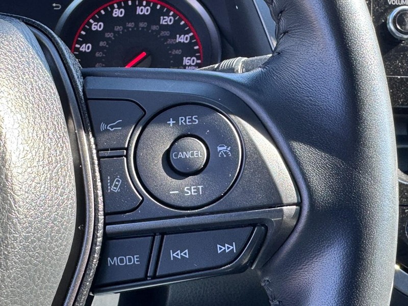 Toyota Camry Vehicle Image 20