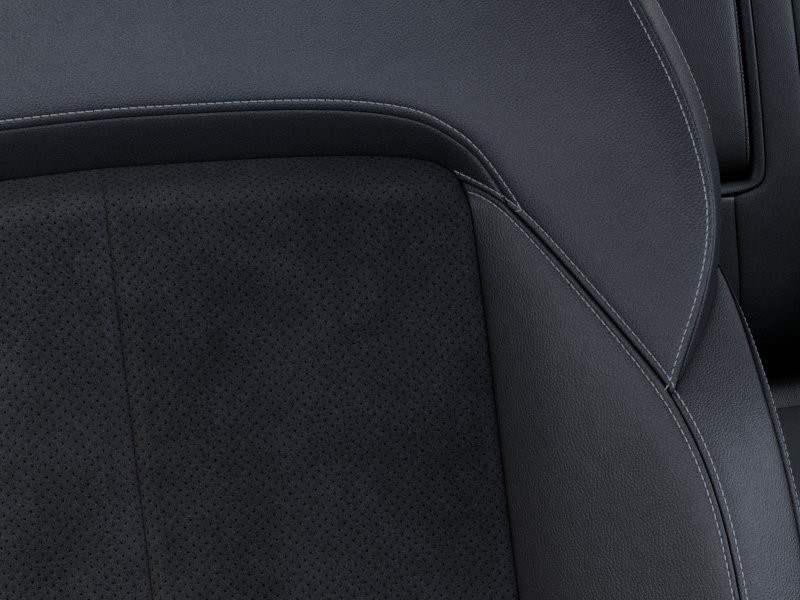 Jeep Grand Cherokee Vehicle Image 23