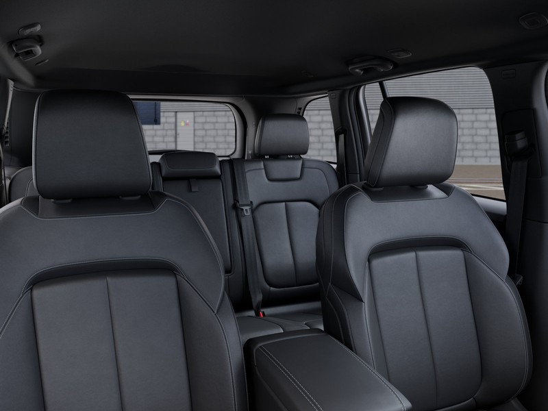 Jeep Grand Cherokee Vehicle Image 29