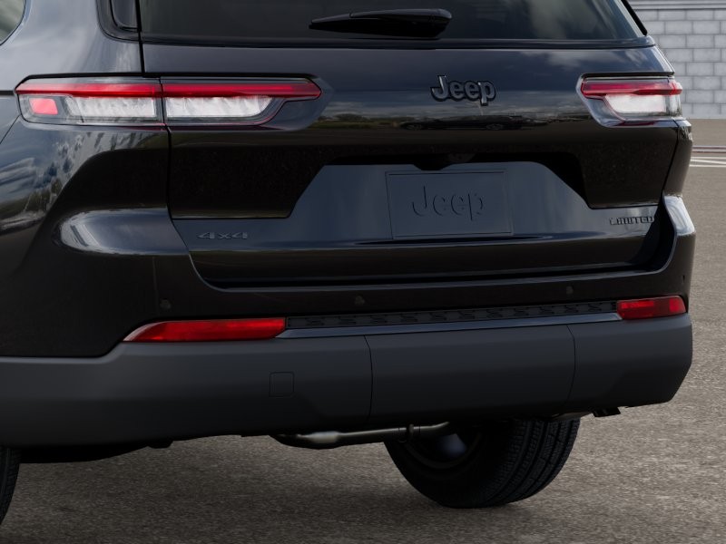 Jeep Grand Cherokee L Vehicle Image 16