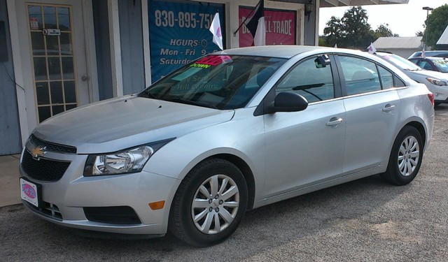 Chevrolet Cruze LS - Kerrville TX