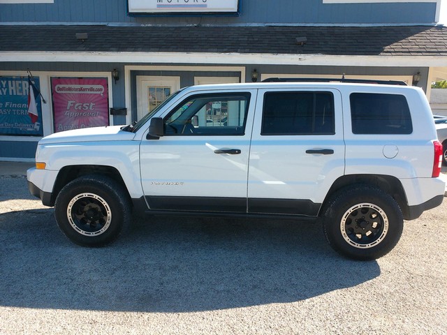 Kerrville TX 2014 Jeep Patriot more details - jeep patriot