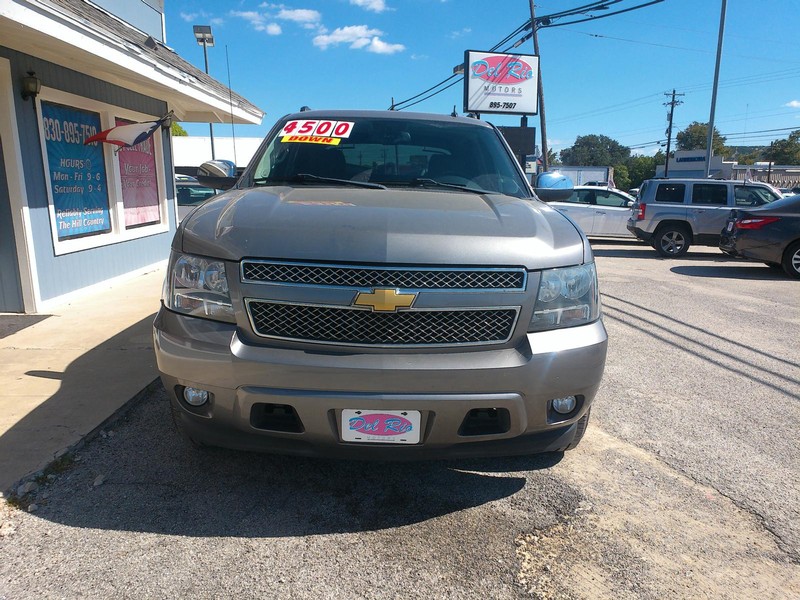 Chevrolet Avalanche Vehicle Full-screen Gallery Image 02