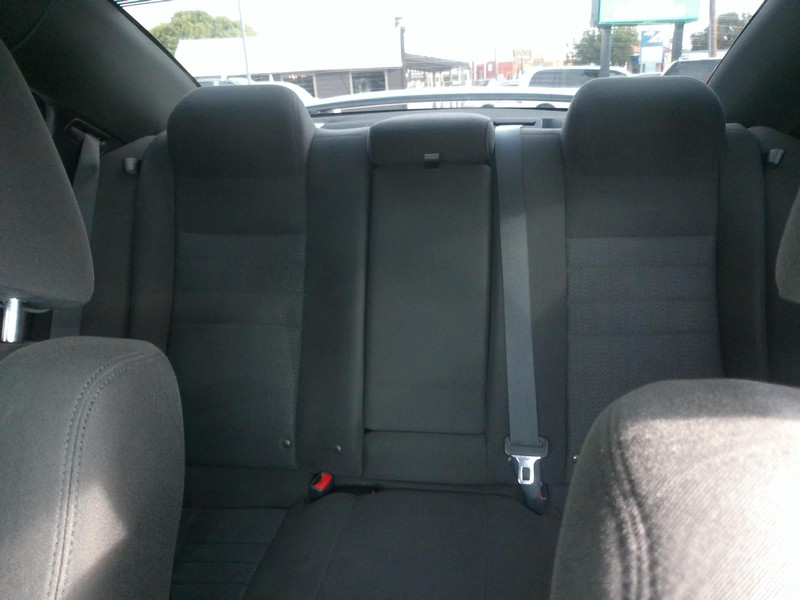 Dodge Charger Vehicle Full-screen Gallery Image 05