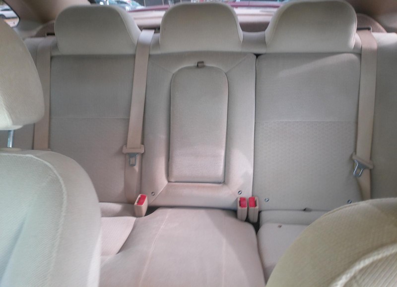 Chevrolet Impala Vehicle Full-screen Gallery Image 06