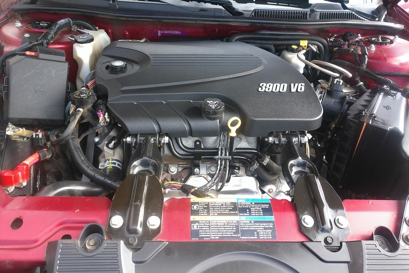 Chevrolet Impala Vehicle Full-screen Gallery Image 07