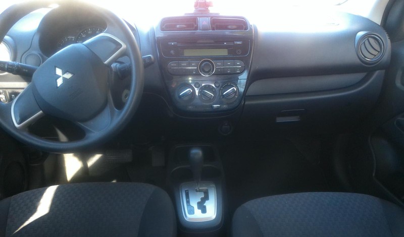 Mitsubishi Mirage Vehicle Full-screen Gallery Image 03