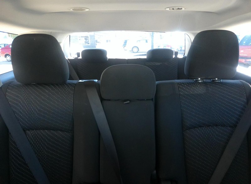 Dodge Journey Vehicle Full-screen Gallery Image 06