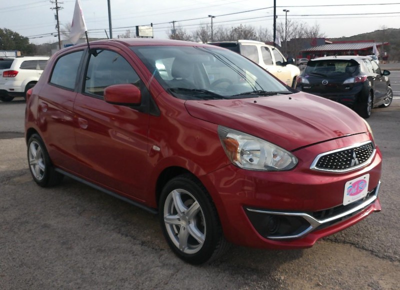 Mitsubishi Mirage Vehicle Full-screen Gallery Image 02