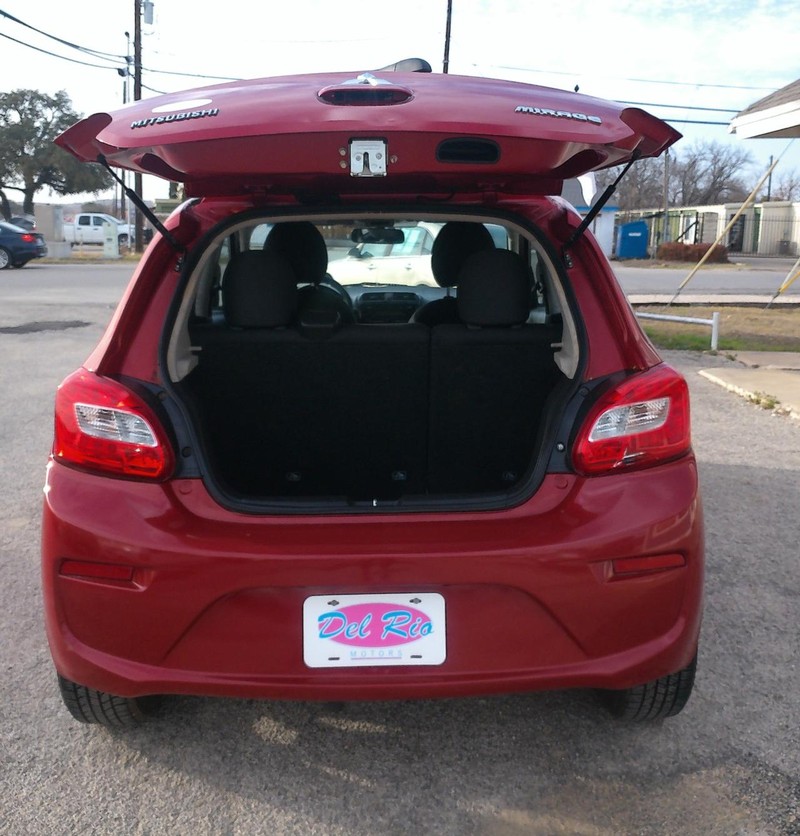 Mitsubishi Mirage Vehicle Full-screen Gallery Image 04