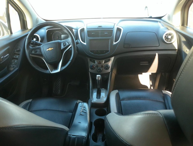 Chevrolet Trax Vehicle Full-screen Gallery Image 05