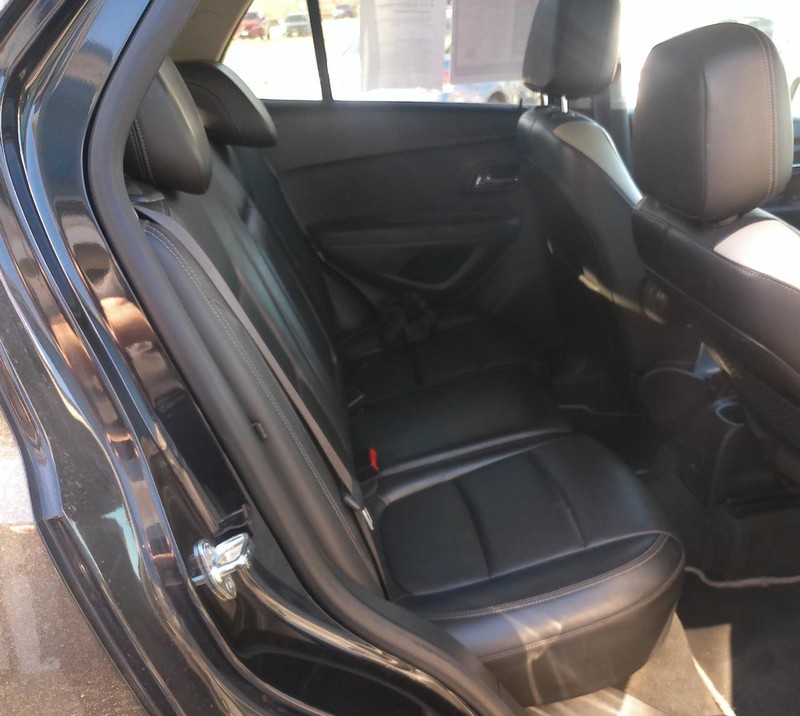 Chevrolet Trax Vehicle Full-screen Gallery Image 06