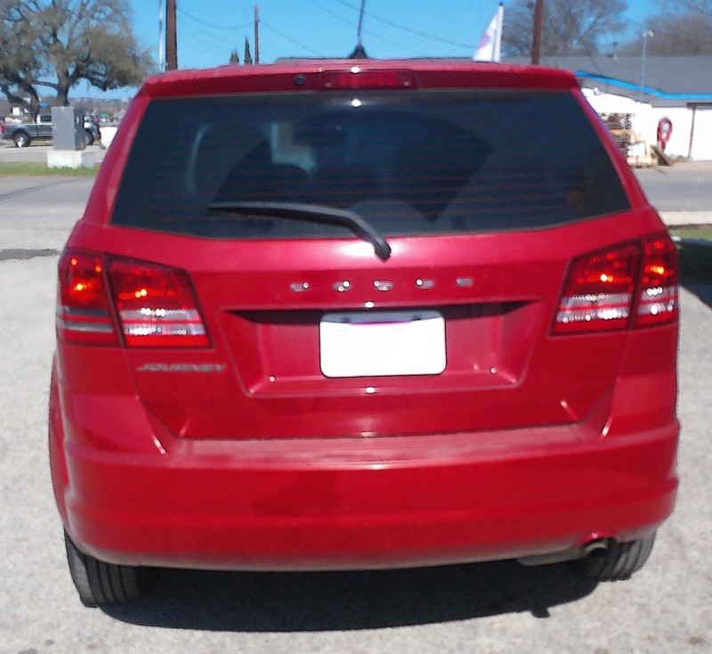 Dodge Journey Vehicle Full-screen Gallery Image 03