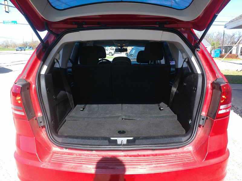 Dodge Journey Vehicle Full-screen Gallery Image 04